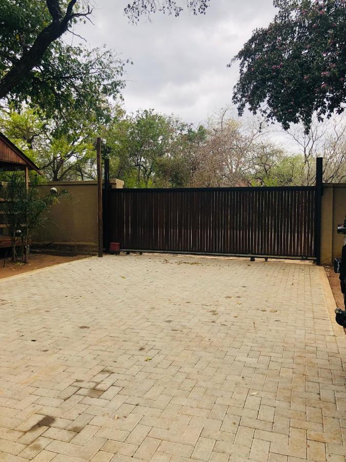 Gecko Cottages Hectorspruit Exterior photo