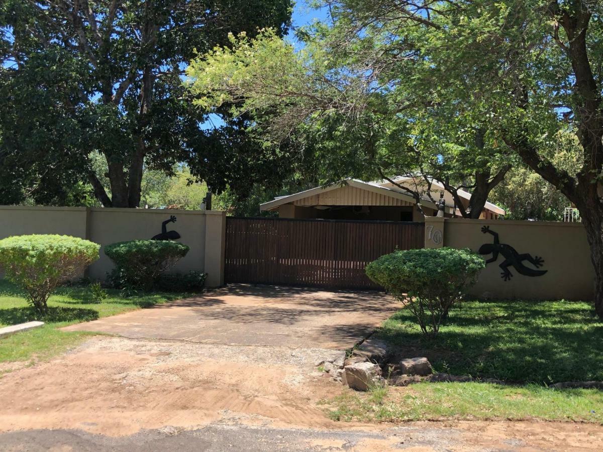 Gecko Cottages Hectorspruit Exterior photo